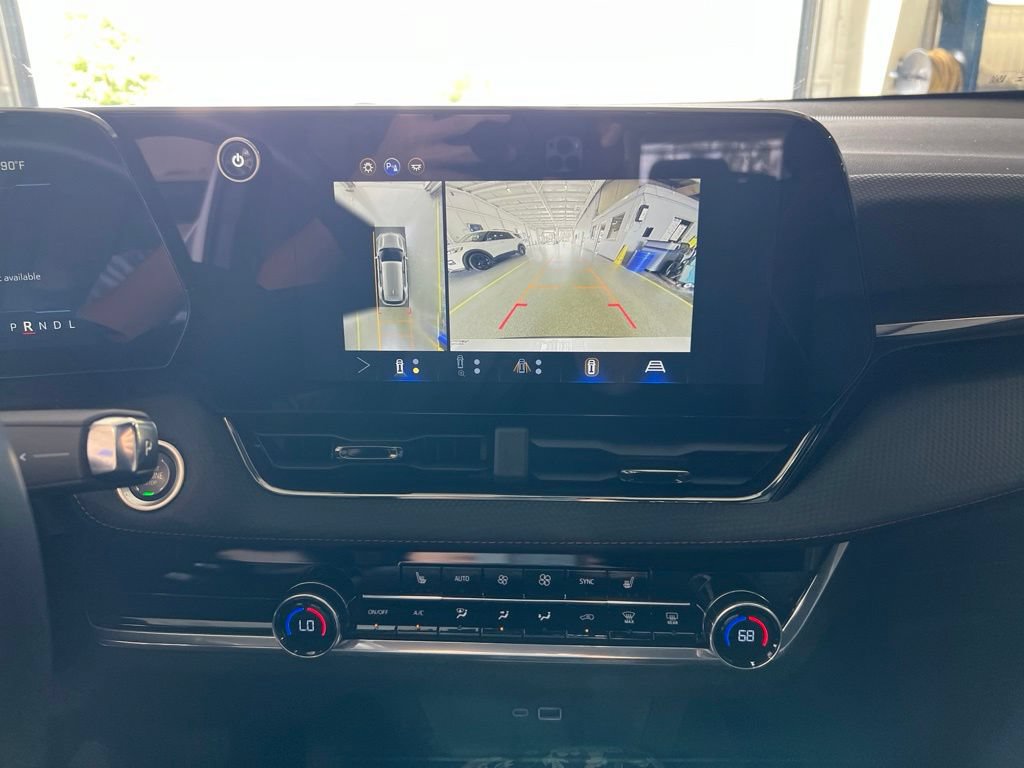 Used 2025 Chevrolet Equinox RS w/ Safety and Technology Package AWD/4WD image 9