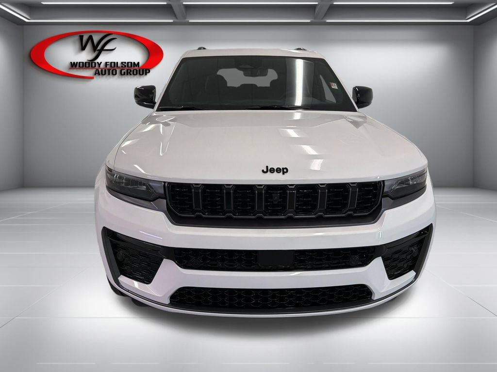 New 2026 Jeep Grand Cherokee Limited AWD/4WD image 2