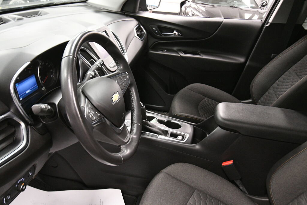 Used 2021 Chevrolet Equinox LT image 19