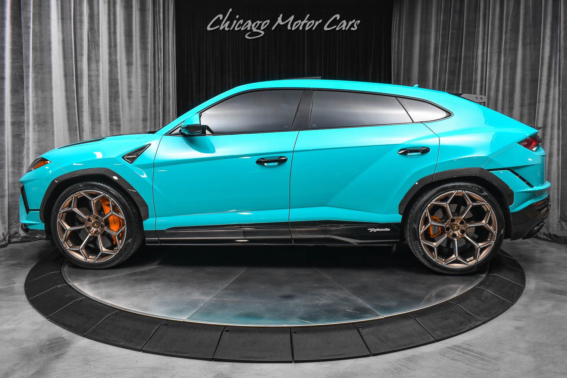 Used 2024 Lamborghini Urus Performante AWD/4WD image 40