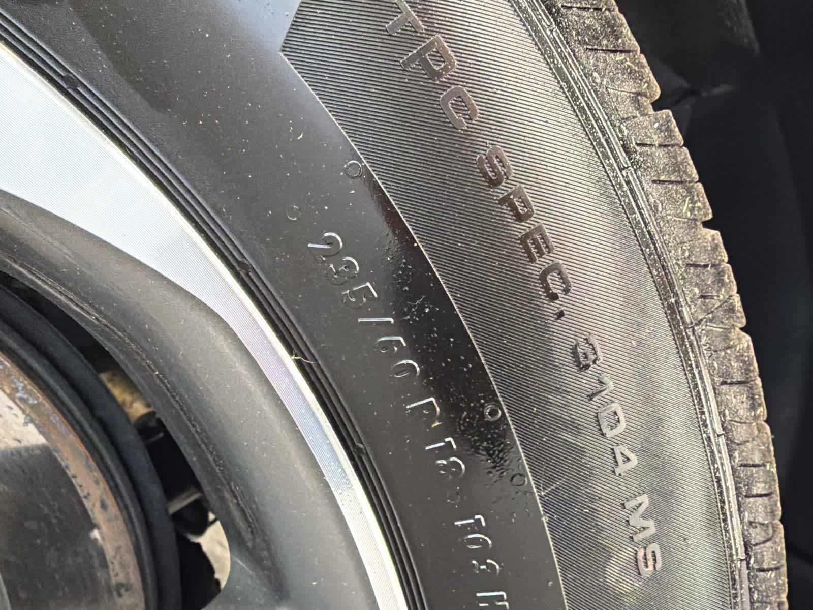 Used 2023 Buick Envision Essence FWD image 11