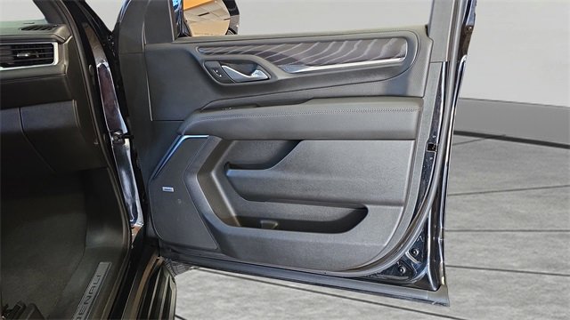 Used 2024 GMC Yukon XL Denali image 15