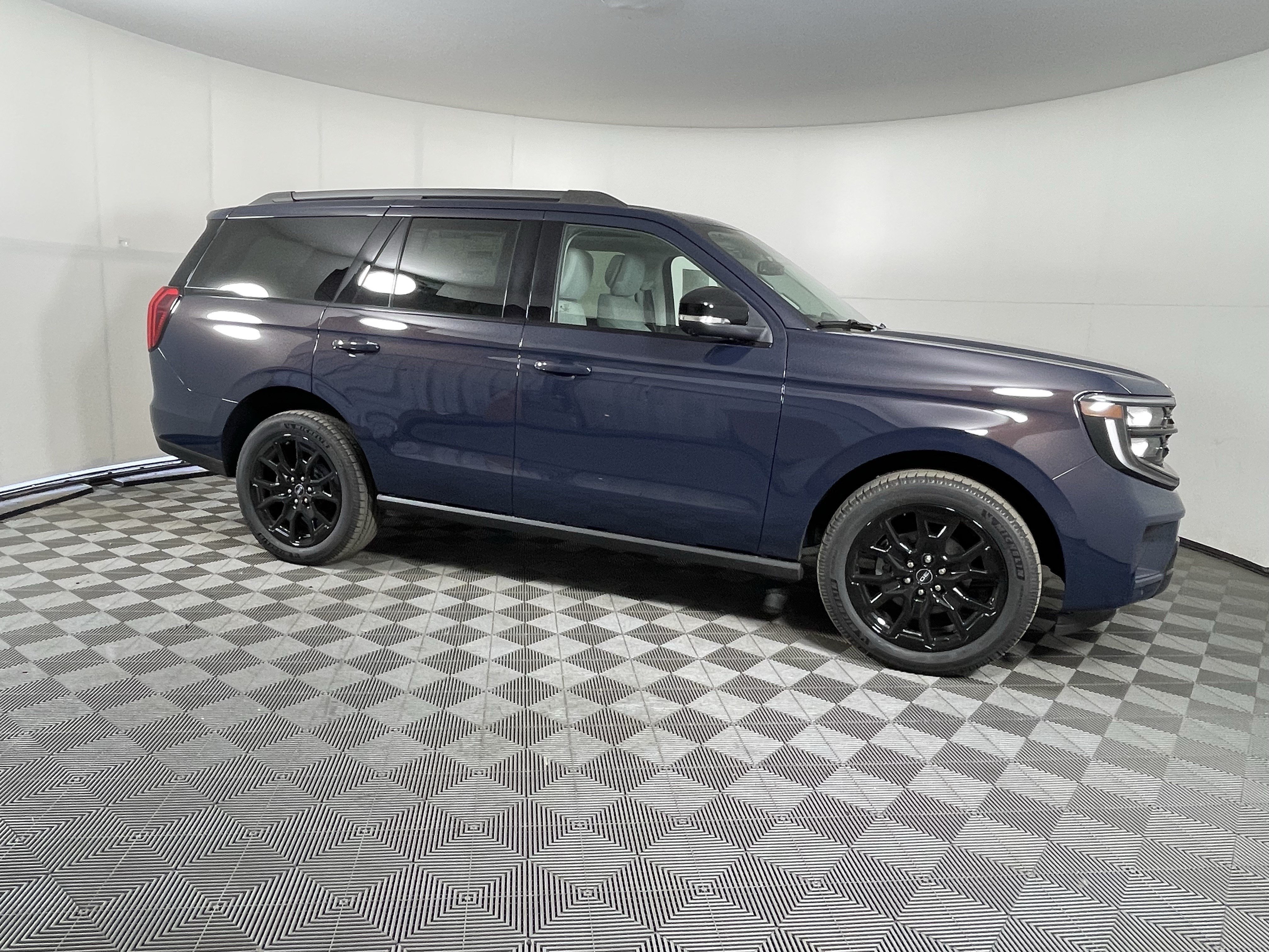 New 2027 Ford Expedition Platinum AWD/4WD image 6