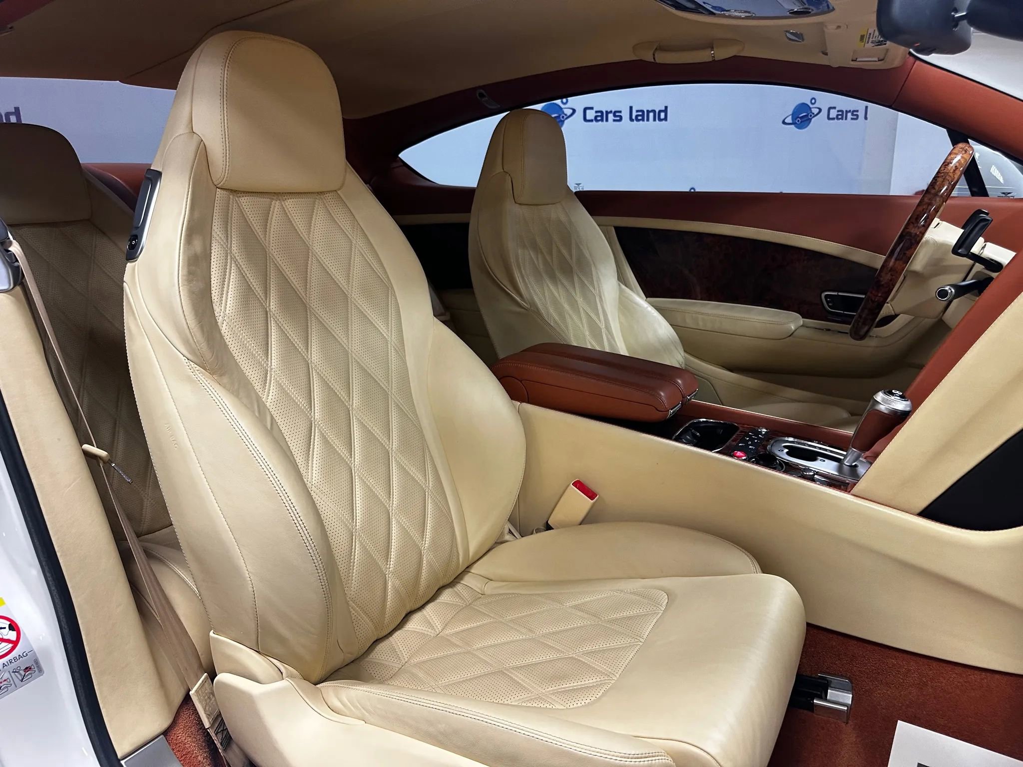 Used 2014 Bentley Continental GT image 20