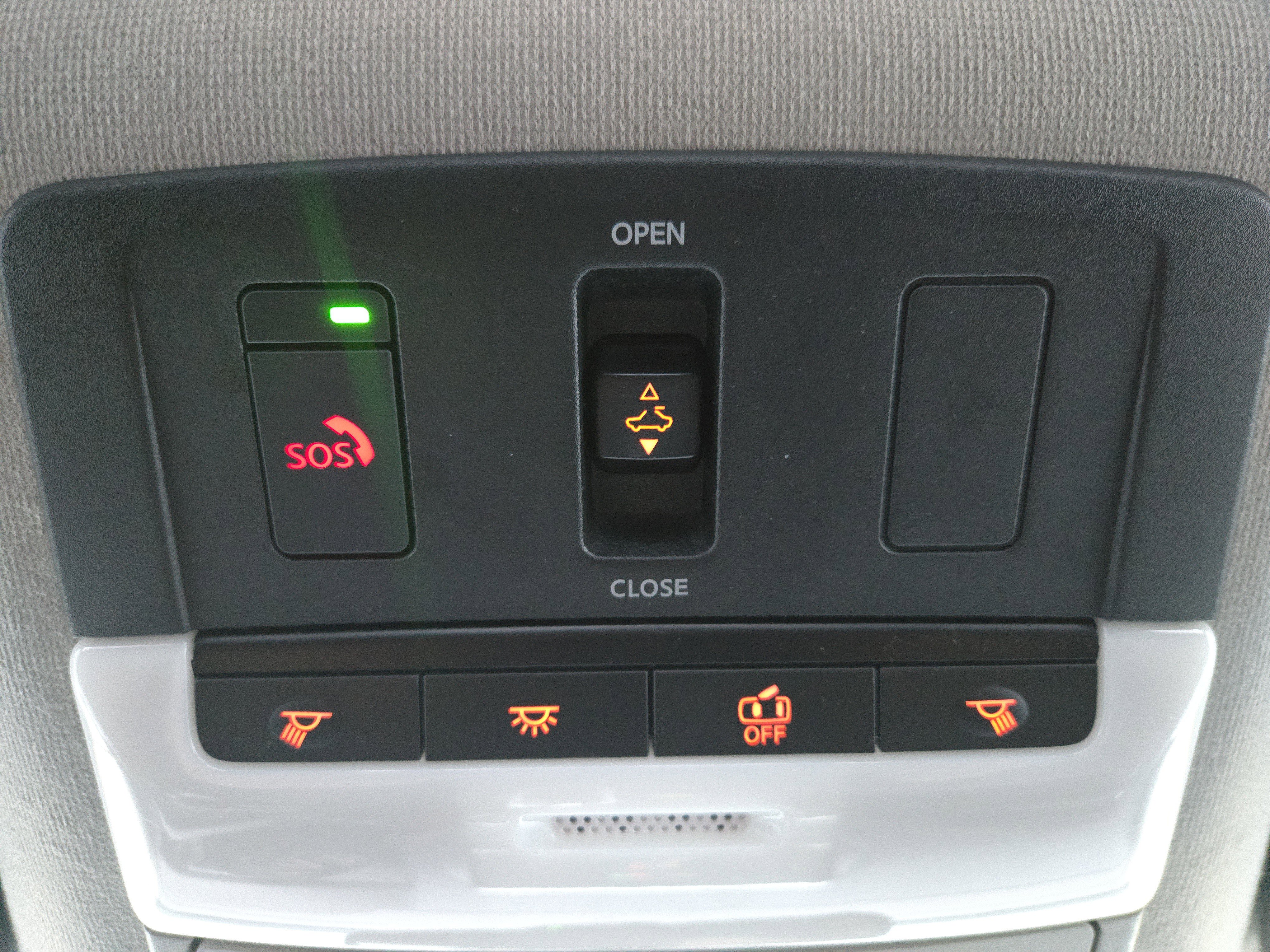 Used 2021 Nissan Sentra SR w/ SR Premium Package image 23