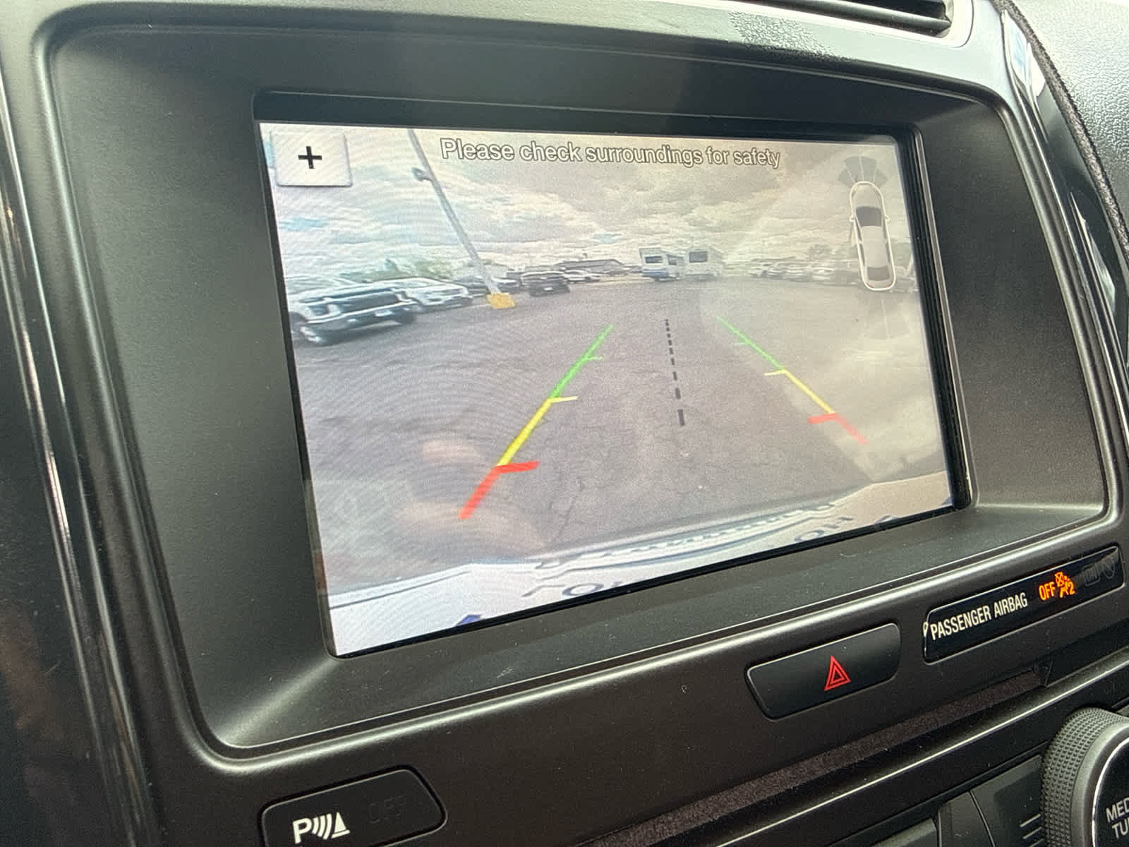 Used 2018 Ford Explorer XLT w/ Equipment Group 202A AWD/4WD image 19