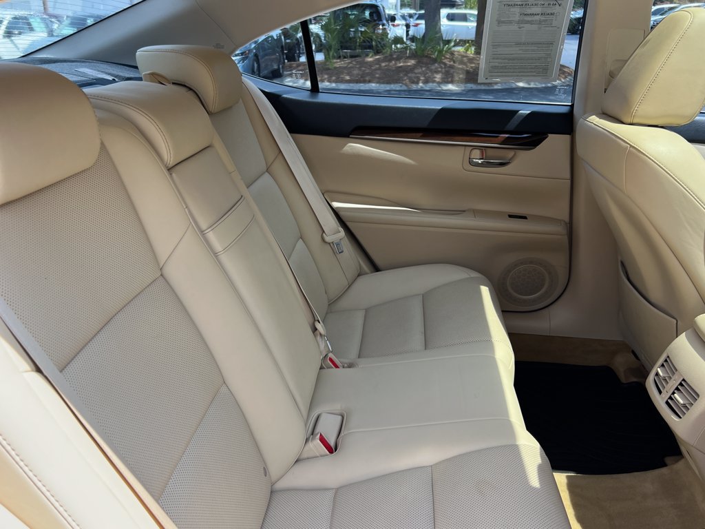 Used 2014 Lexus ES 350 w/ Premium Package FWD image 20