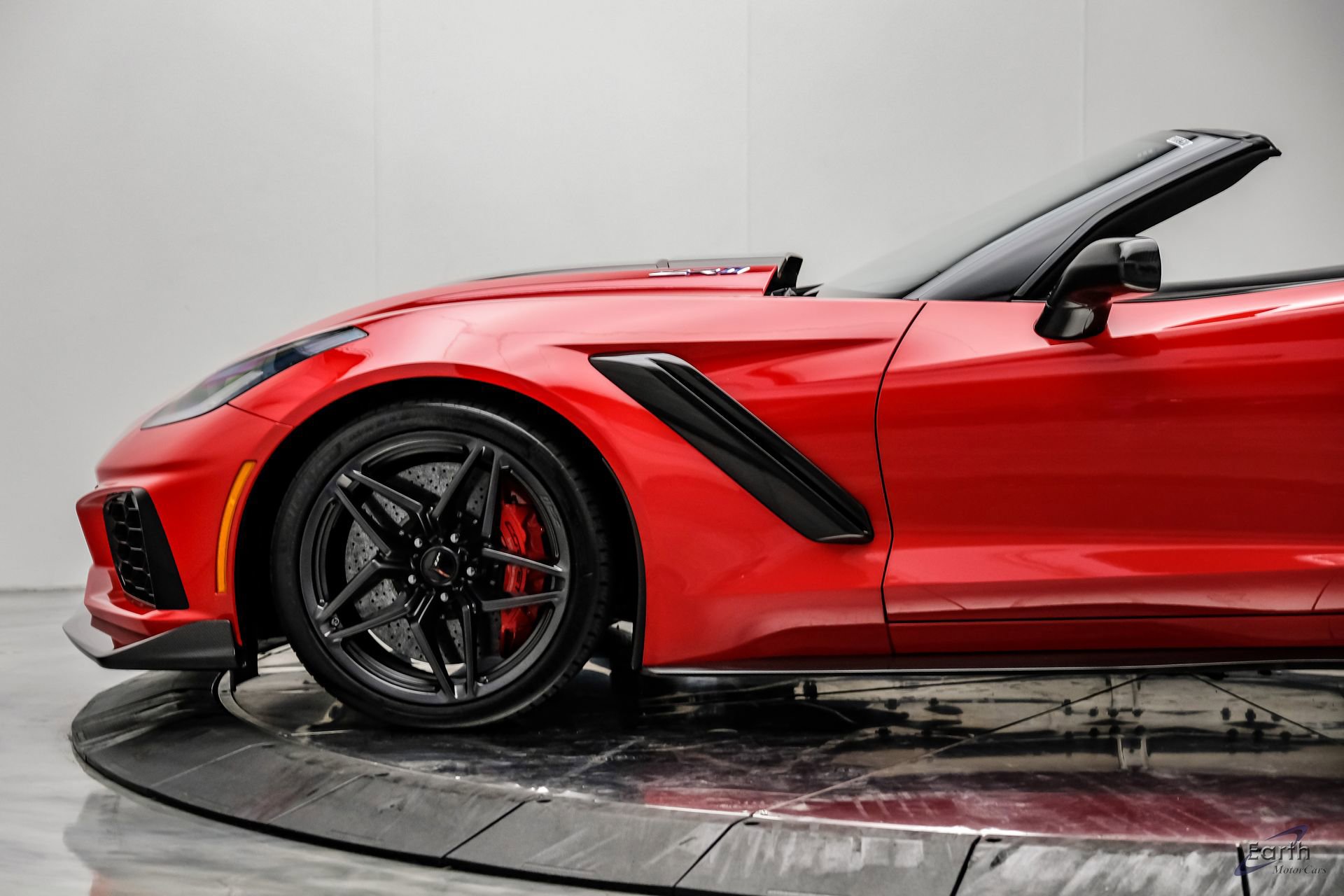 Used 2019 Chevrolet Corvette ZR1 RWD image 11