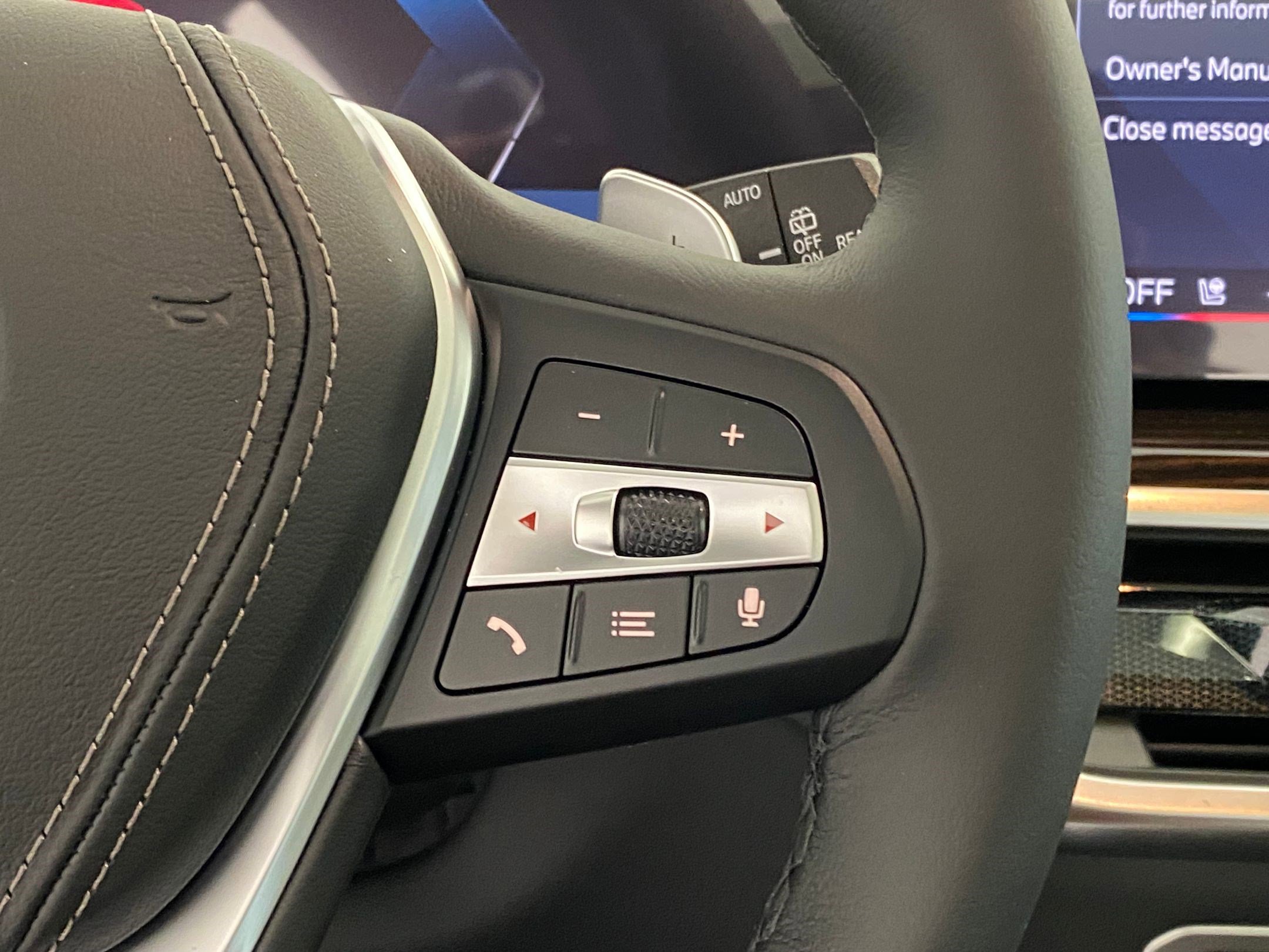 New 2026 BMW X5 xDrive50e w/ Premium Package image 31