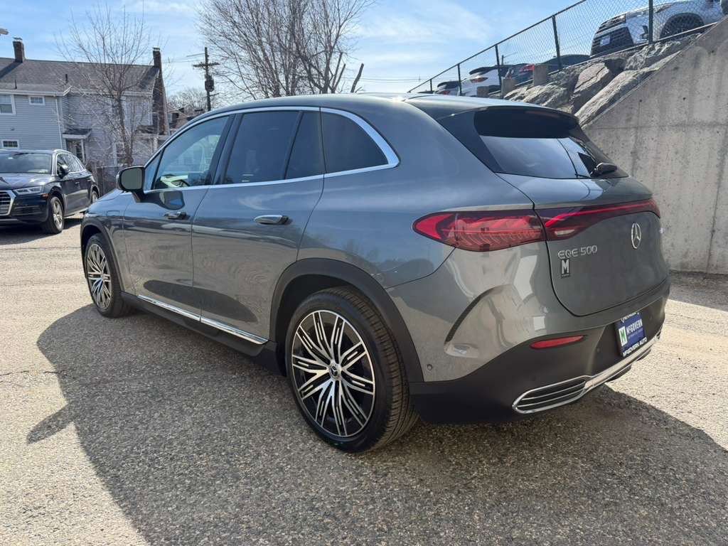Used 2023 Mercedes-Benz EQE 500 4MATIC SUV image 3