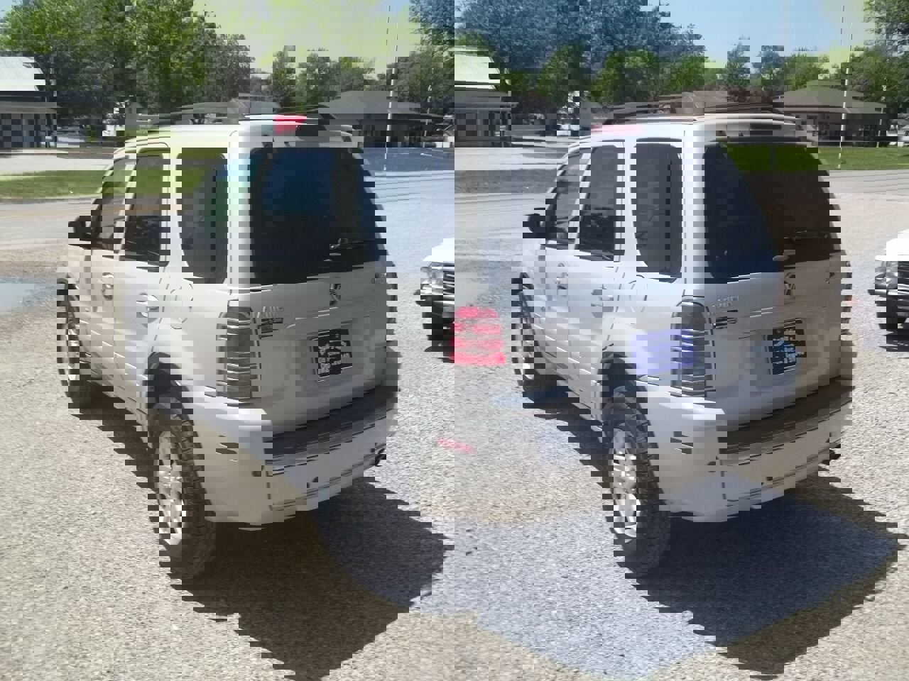 Used 2007 Mercury Mariner Base AWD 4dr SUV image 14