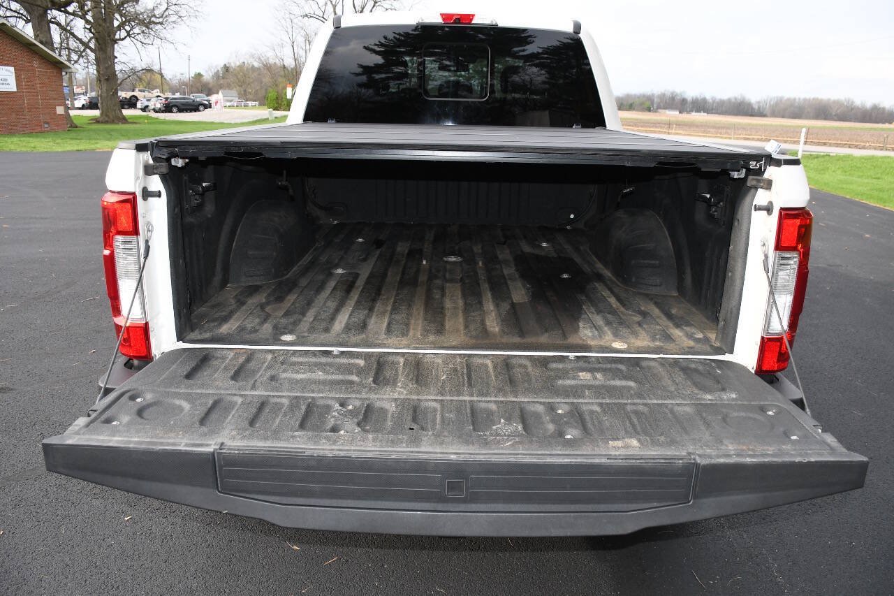 Used 2019 Ford F250 Lariat w/ Lariat Ultimate Package AWD/4WD image 17