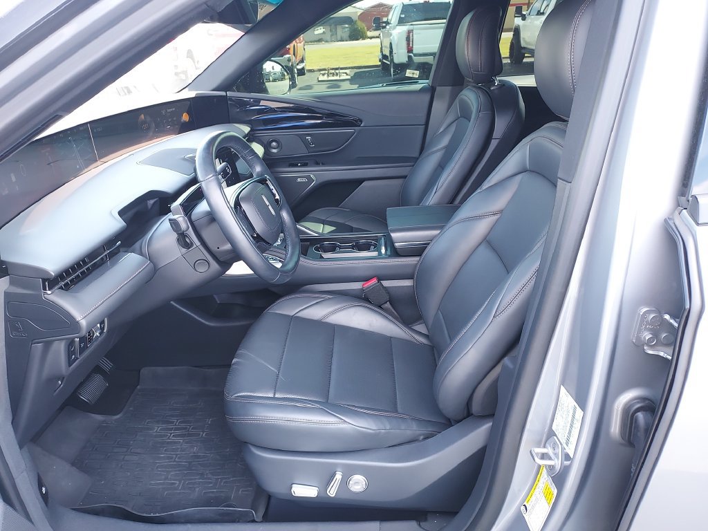 Used 2024 Lincoln Nautilus Premier w/ Equipment Group 102A AWD/4WD image 13