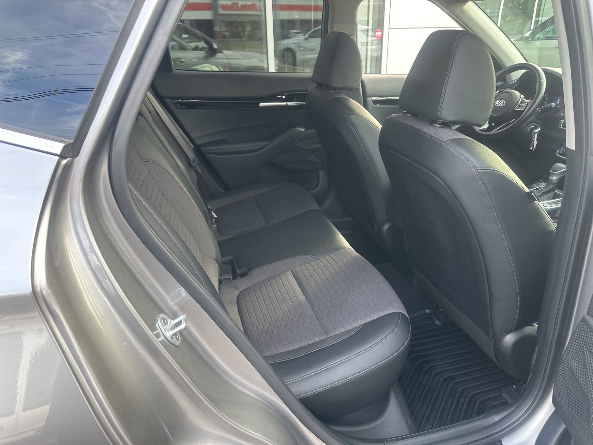 Used 2021 Kia Seltos S image 10