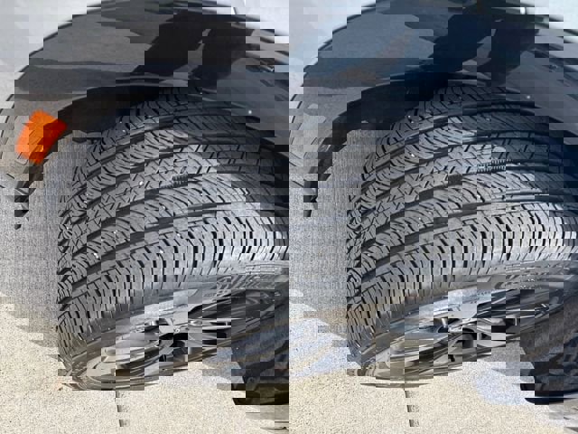 Certified 2023 Buick Envision Preferred w/ Sport Touring Package image 28