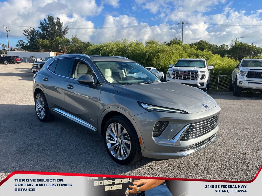 New 2026 Buick Envision Avenir image 3