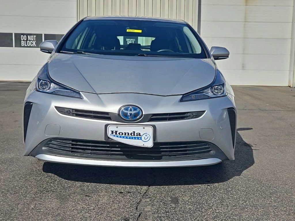 Used 2022 Toyota Prius LE image 2