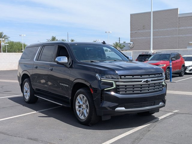 Used 2023 Chevrolet Suburban Premier AWD/4WD image 3