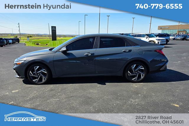 Used 2024 Hyundai Elantra SEL w/ Convenience Package image 4