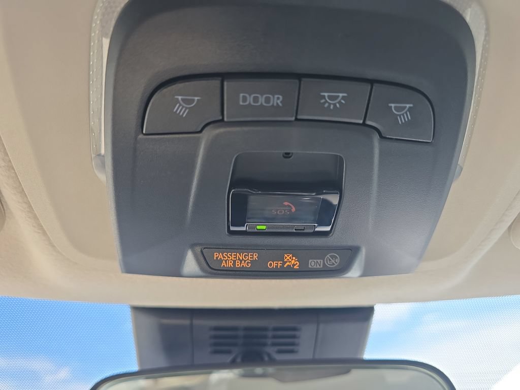 Used 2026 Toyota Corolla LE FWD image 31