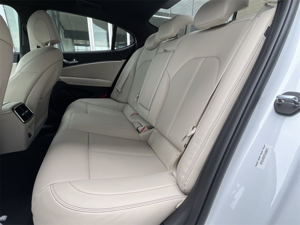 New 2026 Genesis G70 2.5T image 24