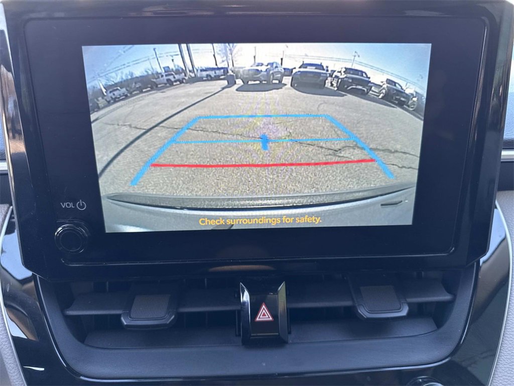 Used 2024 Toyota Corolla LE image 18