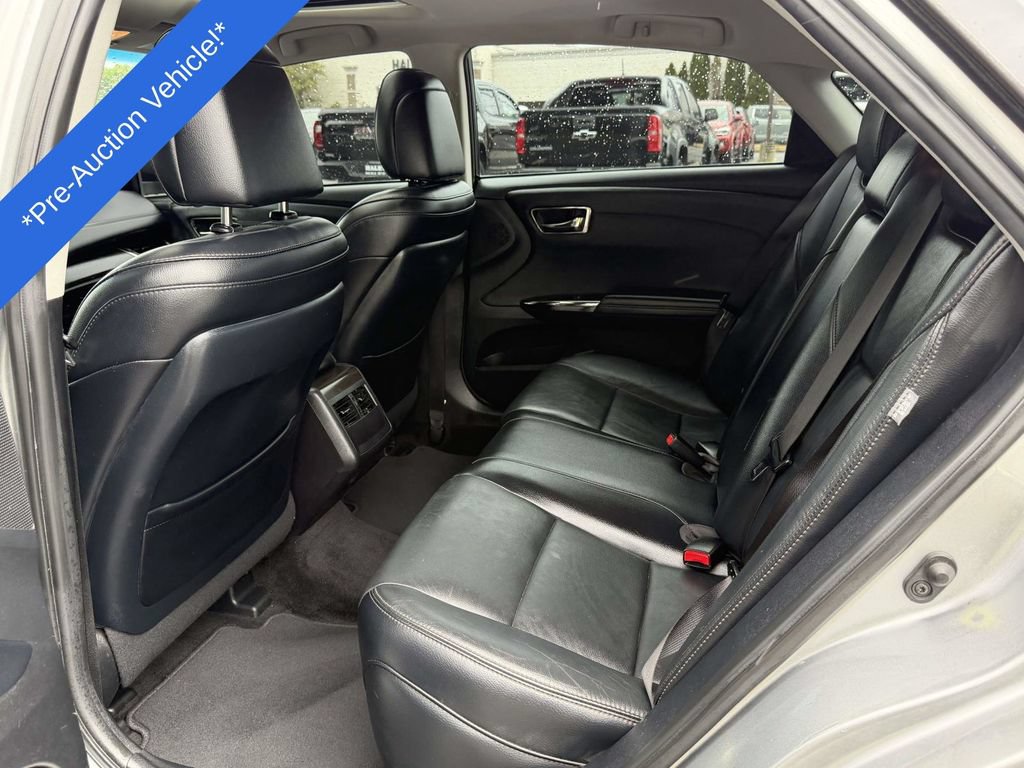 Used 2016 Toyota Avalon XLE Premium FWD image 16