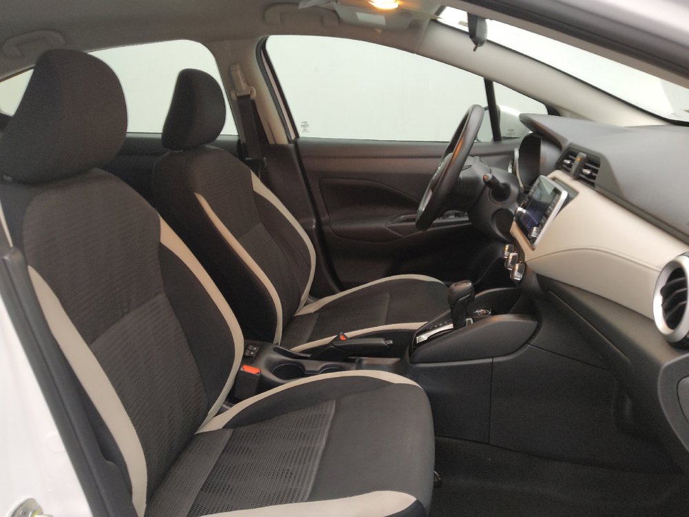 Used 2022 Nissan Versa SV w/ Trunk Package FWD image 21