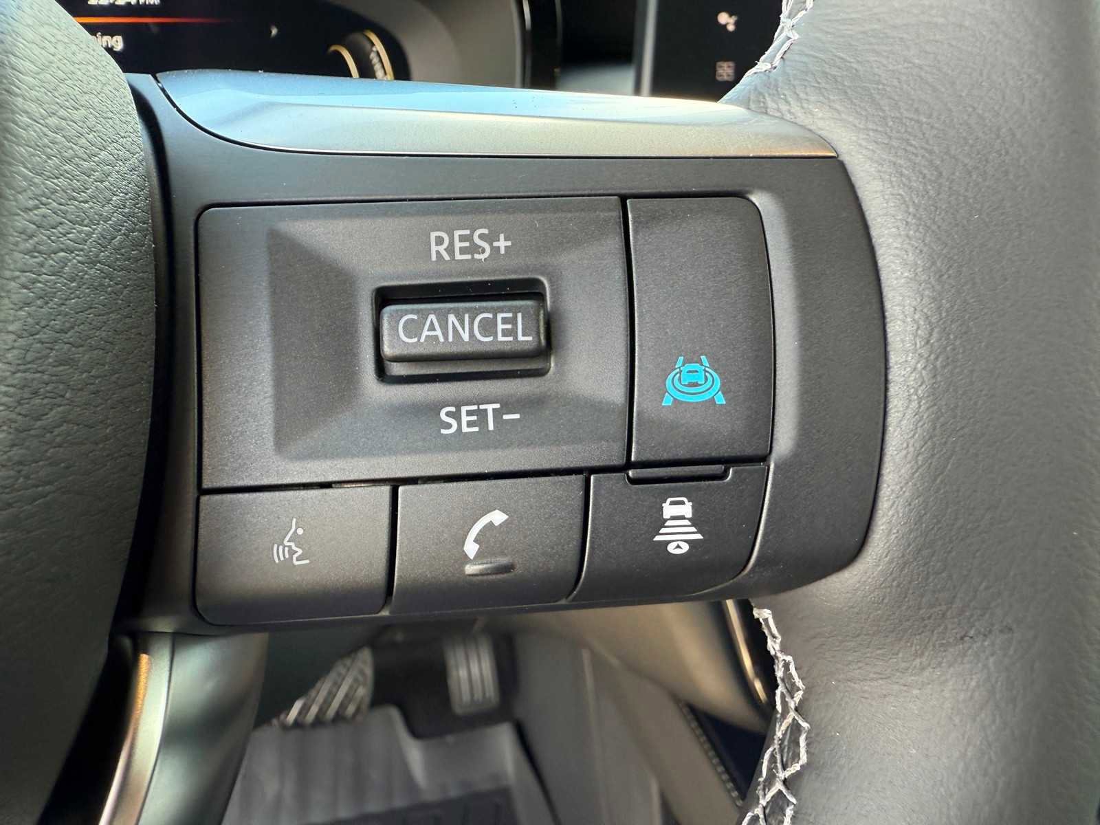 New 2026 INFINITI QX60 Luxe w/ Dark Cargo Package image 15