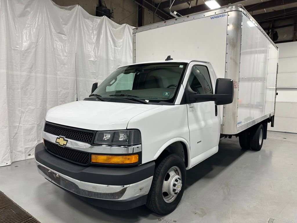 Used 2022 Chevrolet Express 3500 w/ Power Convenience Package image 3