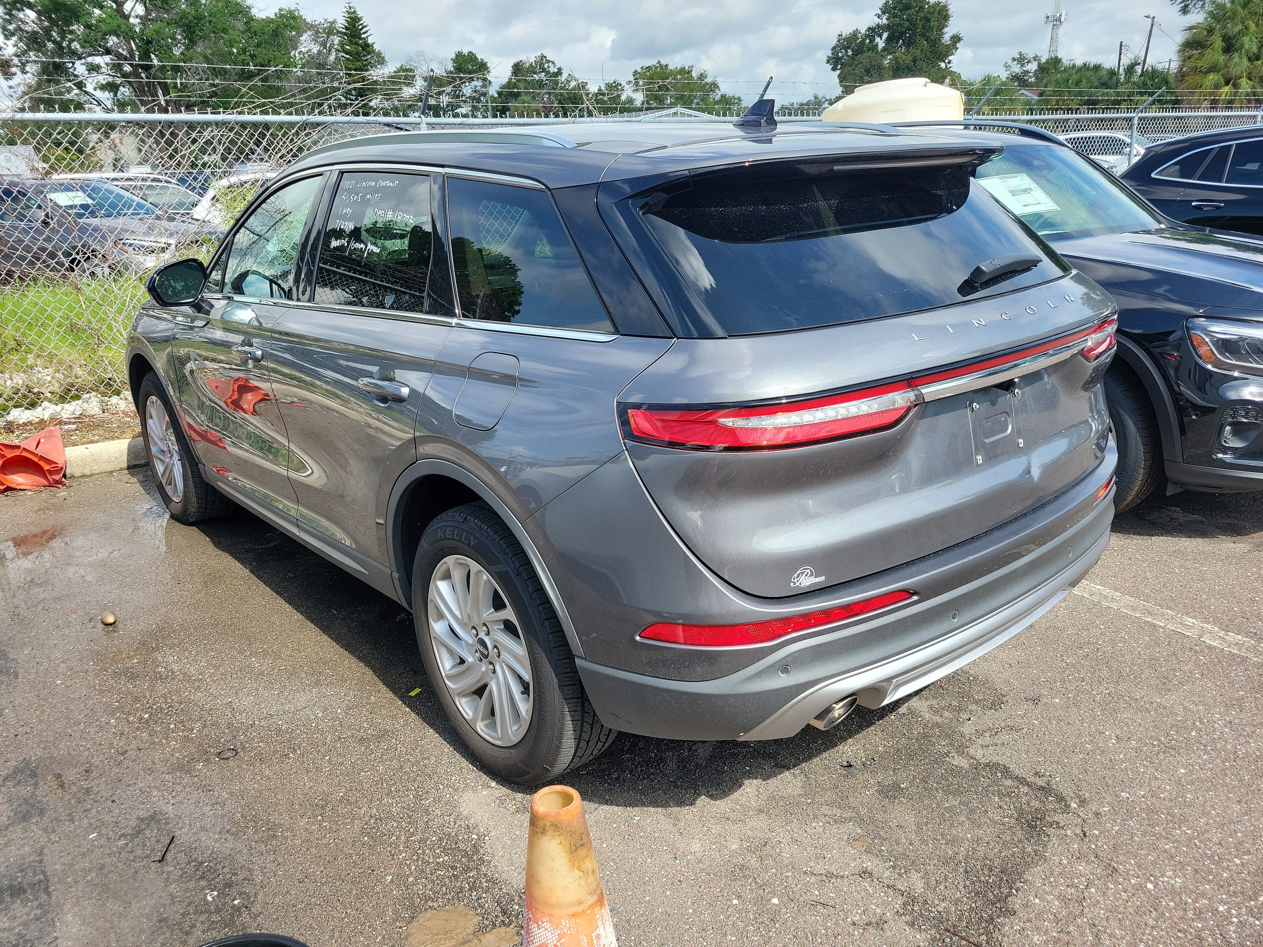 Used 2021 Lincoln Corsair FWD w/ Convenience Package image 4