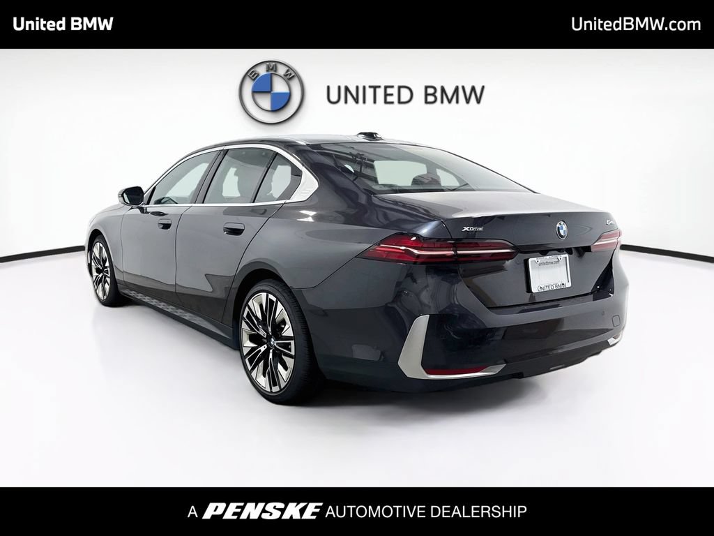 Certified 2026 BMW 540i xDrive AWD/4WD image 7
