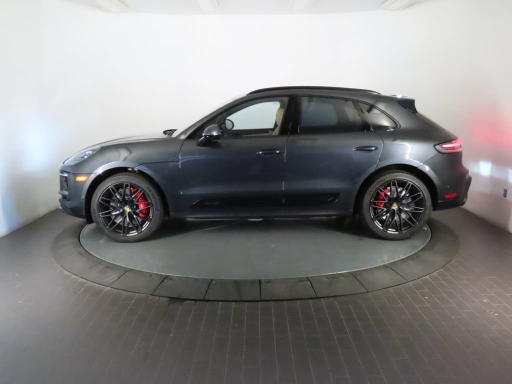 Certified 2026 Porsche Macan GTS AWD/4WD image 2