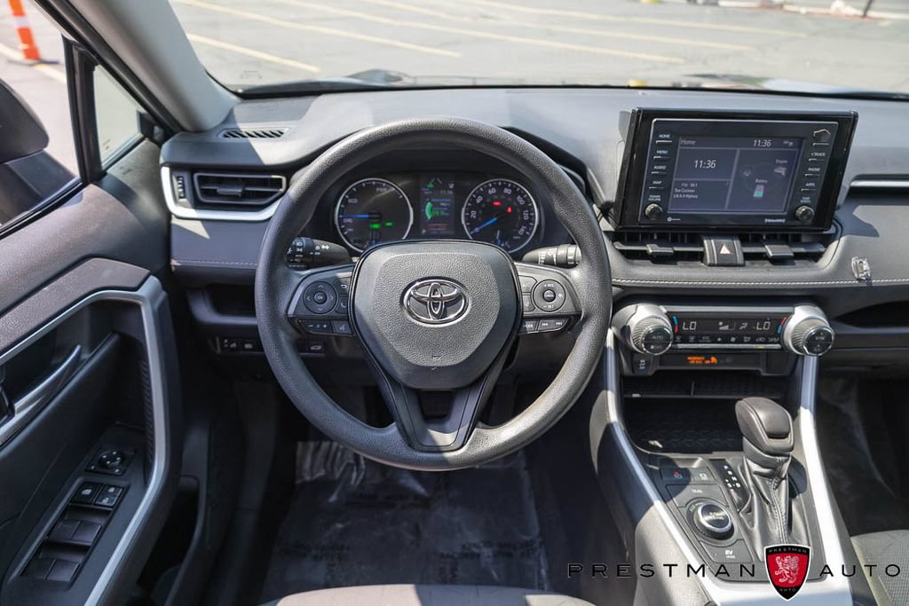 Used 2021 Toyota RAV4 XLE w/ Convenience Package AWD/4WD image 2