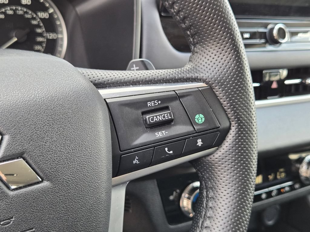 Used 2025 Mitsubishi Outlander SE AWD/4WD image 18