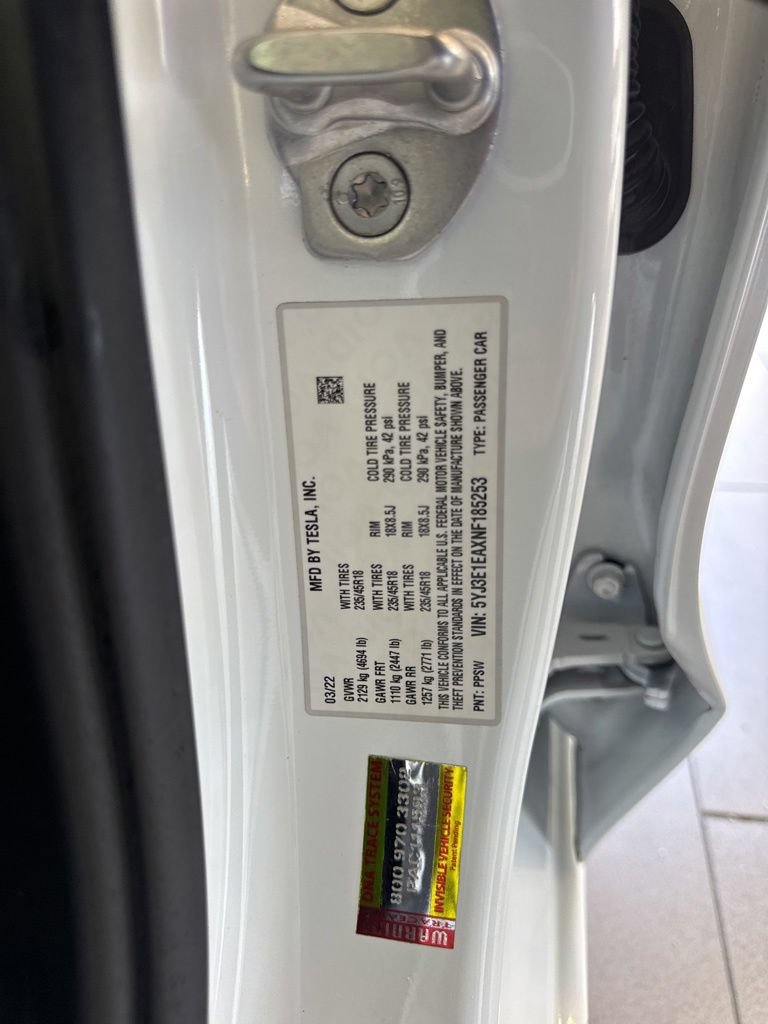 Used 2022 Tesla Model 3 Standard Range RWD image 18
