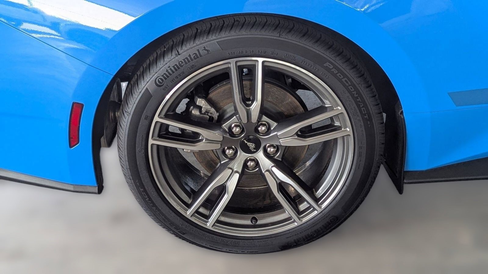 Used 2025 Ford Mustang Coupe image 12