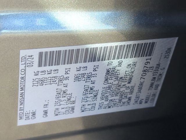 Used 2024 Nissan Rogue S image 28