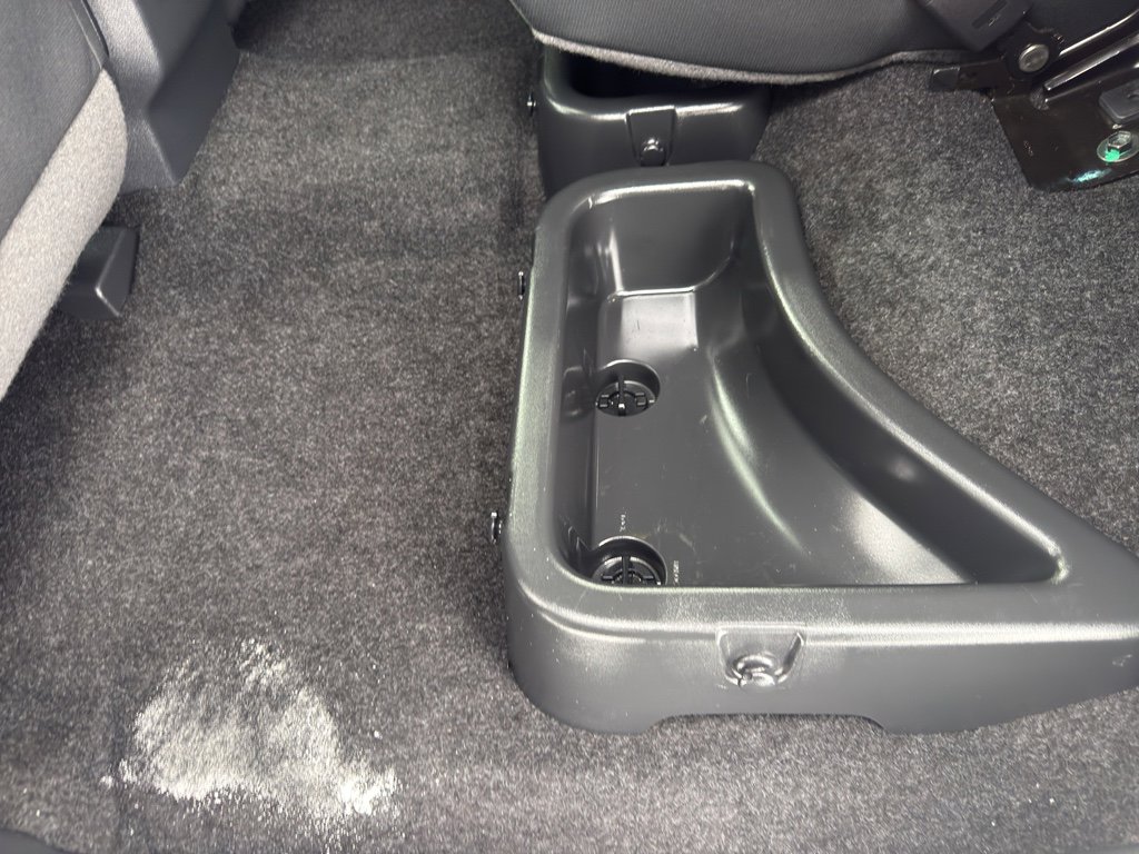 Used 2022 Nissan Frontier PRO-4X image 34