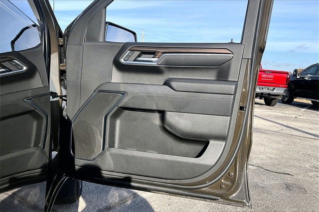 Used 2023 Chevrolet Silverado 1500 LT image 29