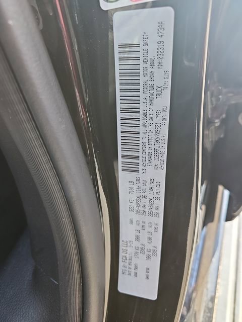 Used 2019 RAM 1500 Laramie image 17