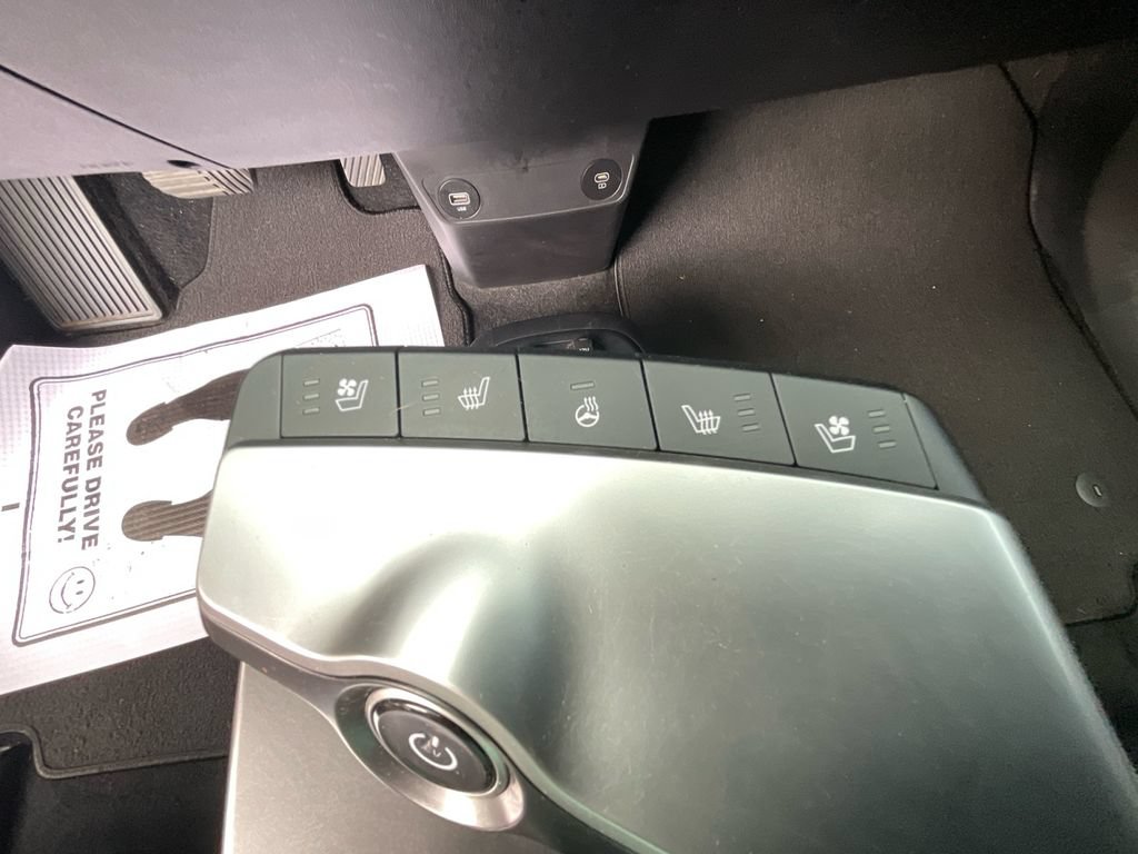 Used 2022 Kia EV6 Wind w/ Wind Technology Package AWD/4WD image 30