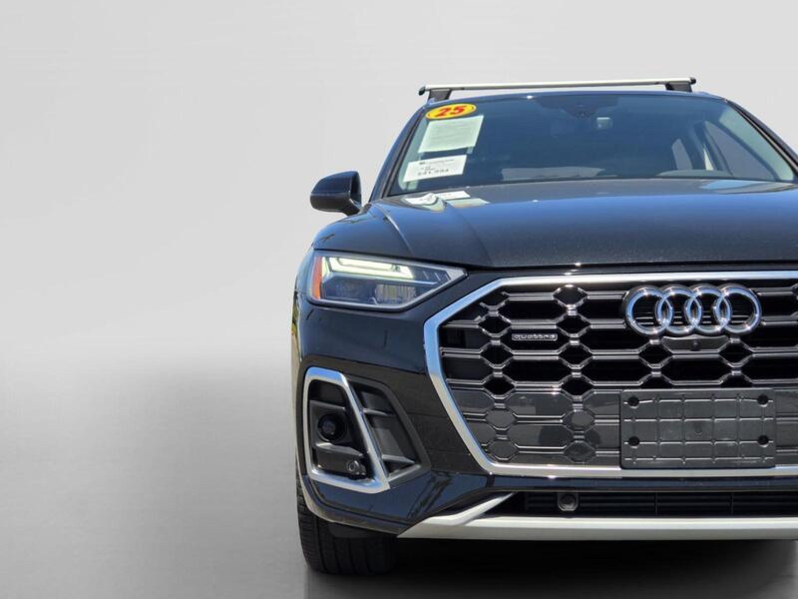 Used 2025 Audi Q5 2.0T Premium Plus w/ Premium Plus Package AWD/4WD image 10