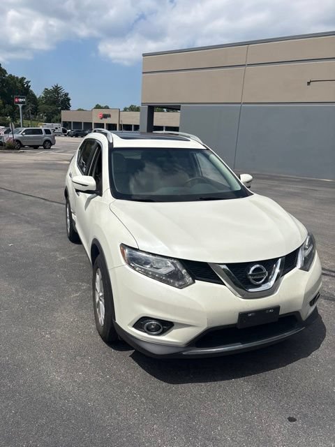 Used 2016 Nissan Rogue SL w/ SL Premium Package AWD/4WD image 3
