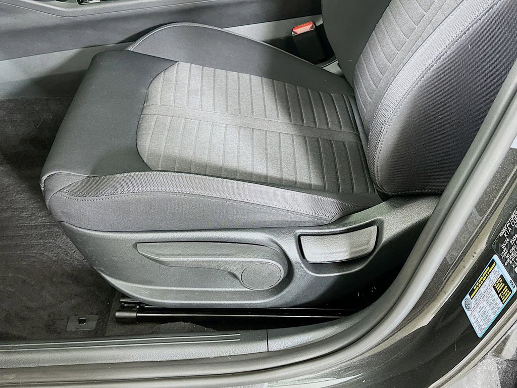 Certified 2025 Kia K5 LXS FWD image 24