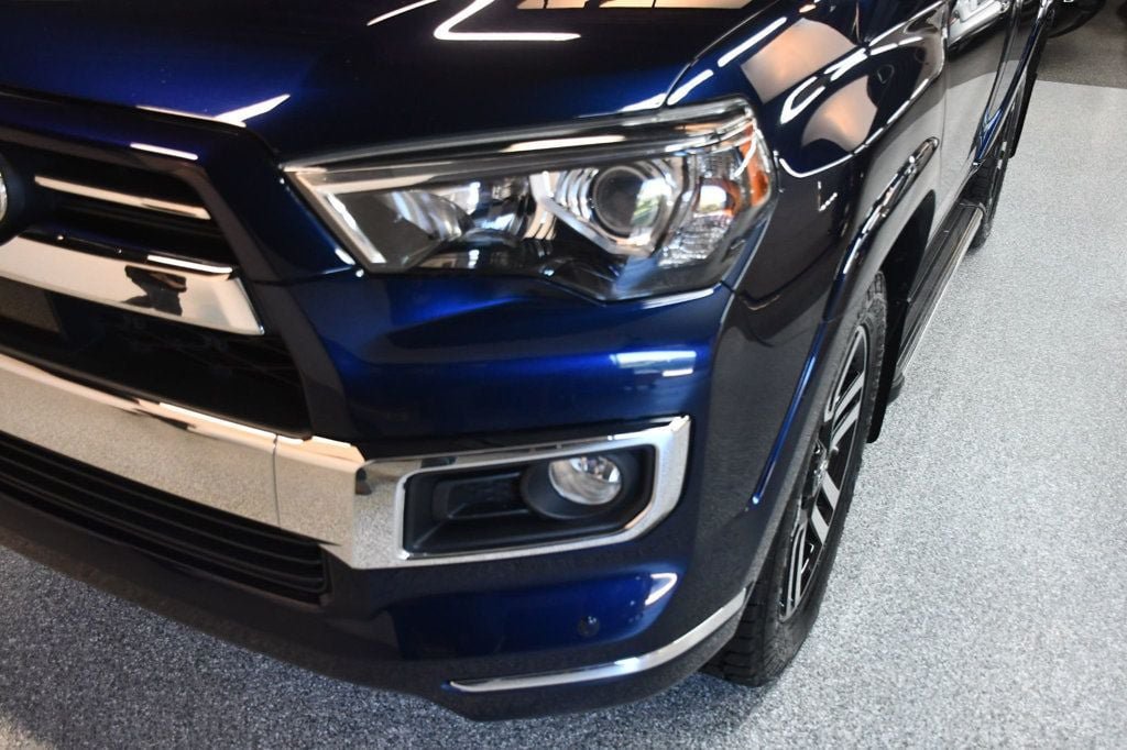 Used 2020 Toyota 4Runner Limited AWD/4WD image 11