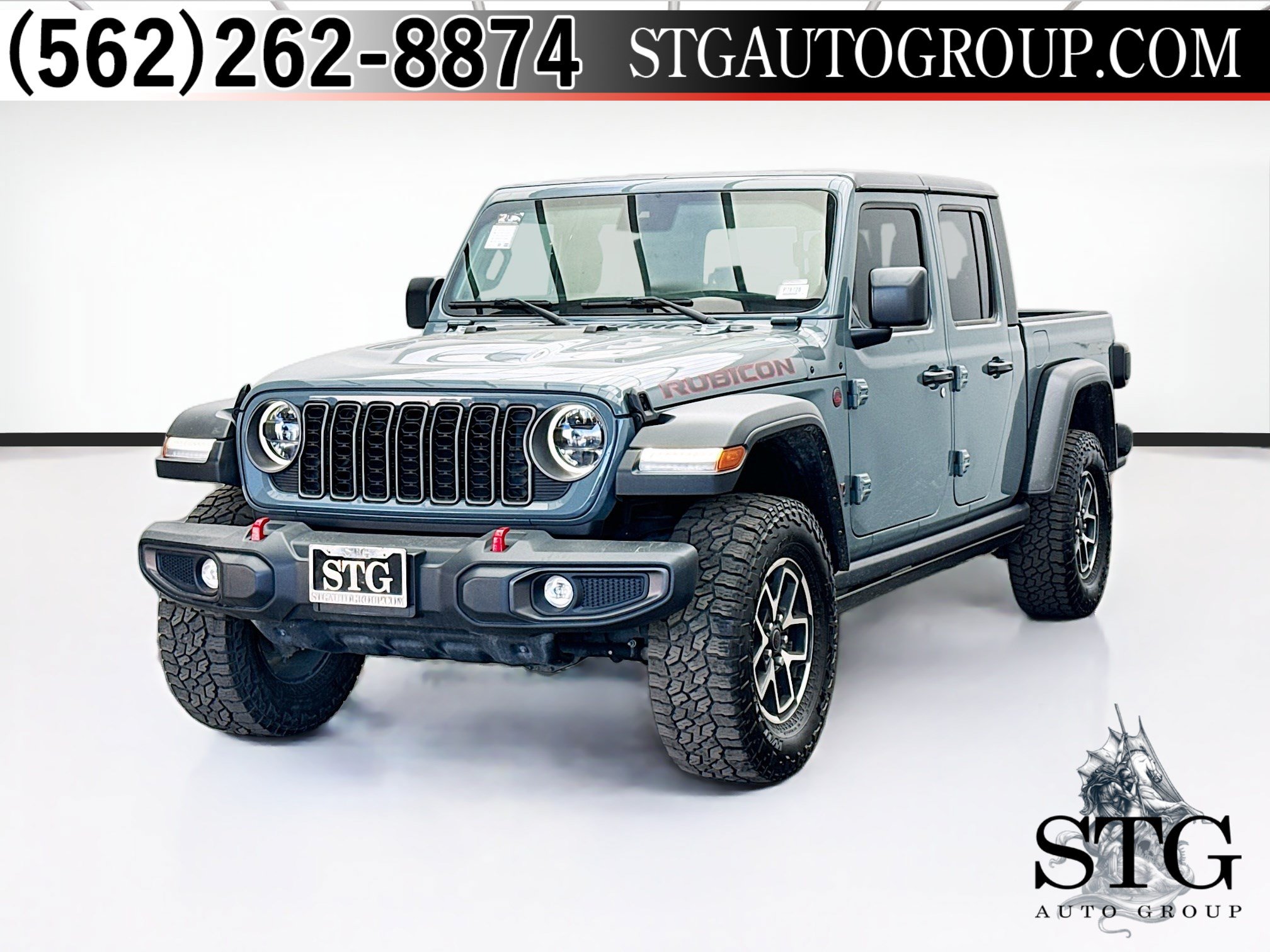 Used 2025 Jeep Gladiator Rubicon w/ Convenience Group AWD/4WD image 1