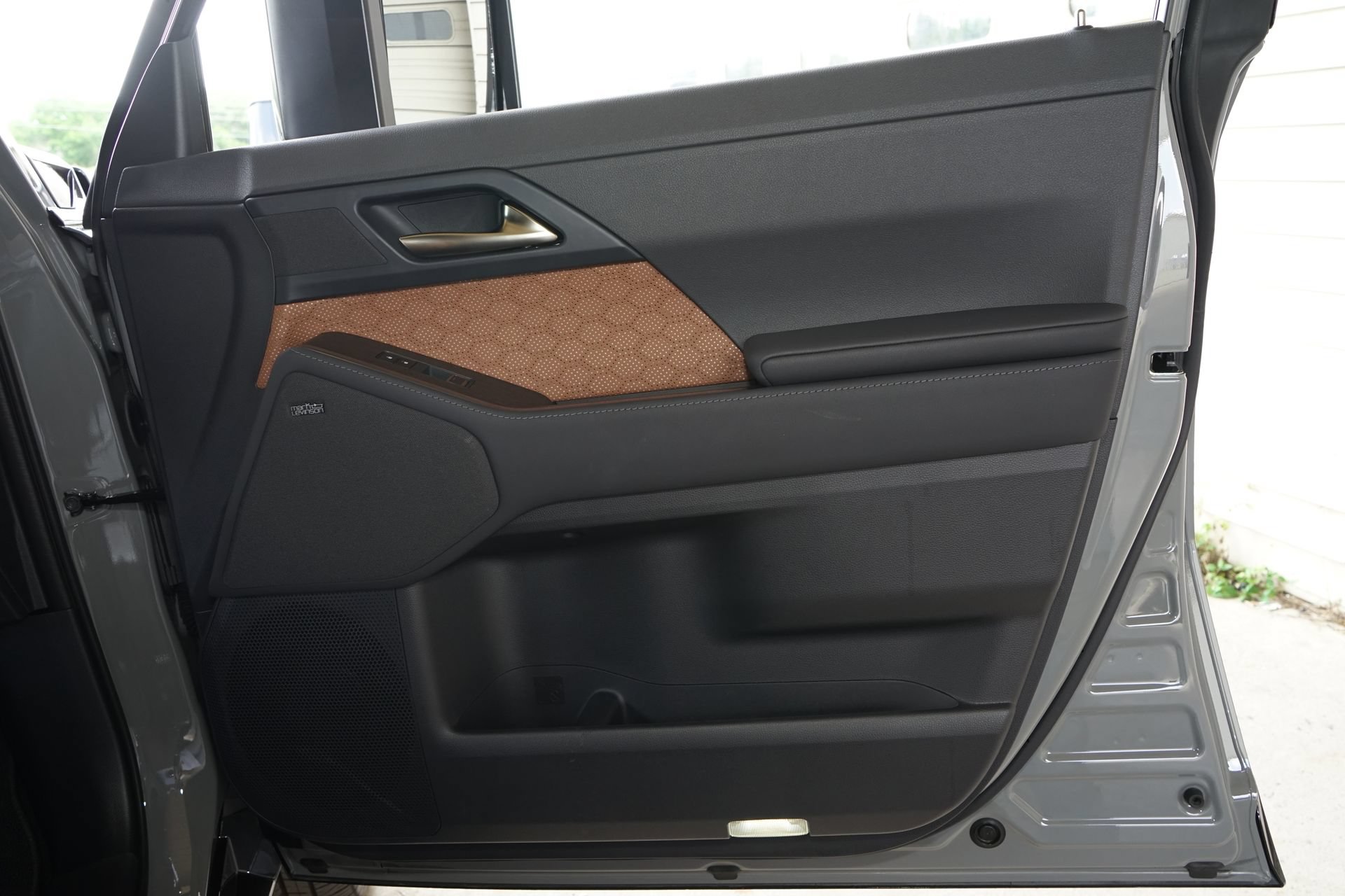 Used 2026 Lexus GX 550 w/ Accessory Package (31) AWD/4WD image 21