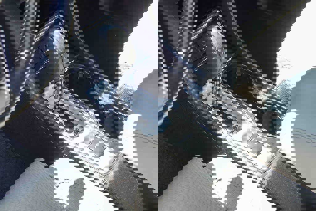 Used 2023 Subaru Ascent Premium w/ Convenience Package image 17