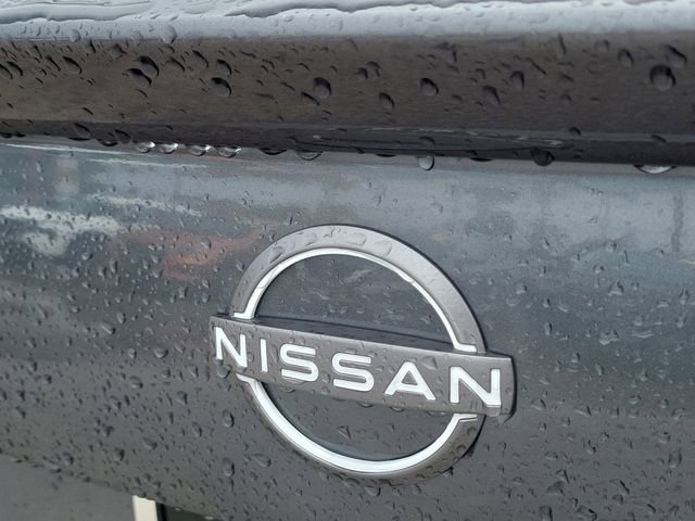 Used 2025 Nissan Versa SR w/ Trunk Package image 8